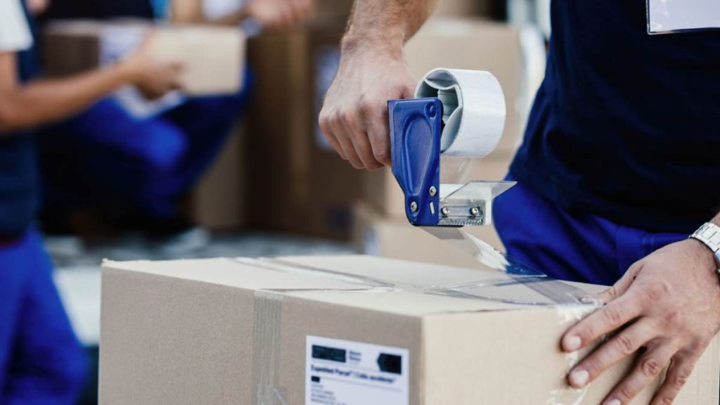 Last Mile Delivery Costs in UAE_ Full Breakdown