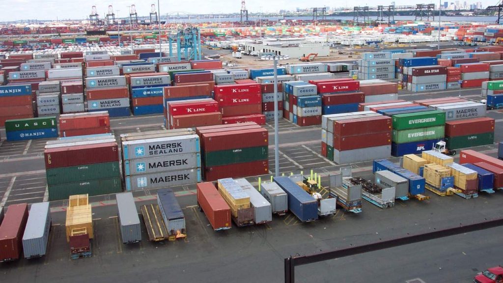 Functions of Containers in Logistics