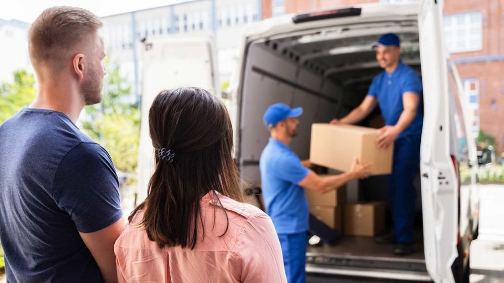 How to Choose the Right Courier Company in UAE_